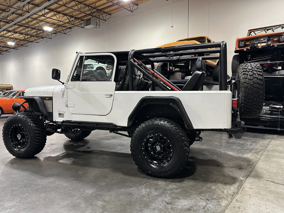 1985 Jeep CJ8 Scrambler - Image 17 of 31