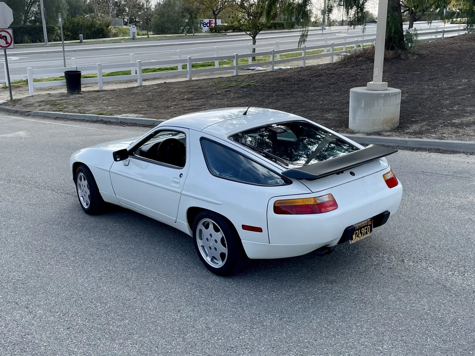 1989 Porsche 928 GT - Image 11 of 31