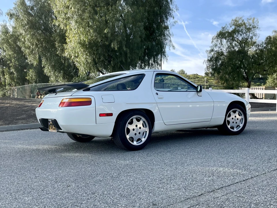1989 Porsche 928 GT - Image 29 of 31