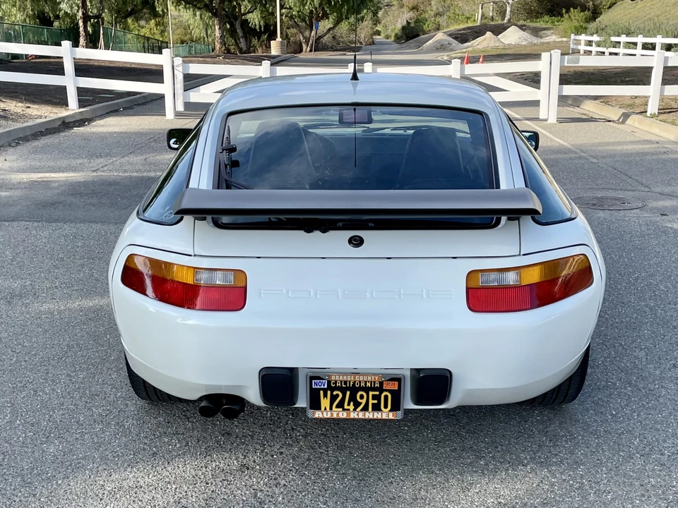 1989 Porsche 928 GT - Image 19 of 31