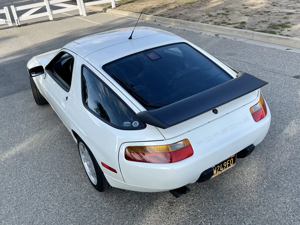 1989 Porsche 928 GT - Image 14 of 31