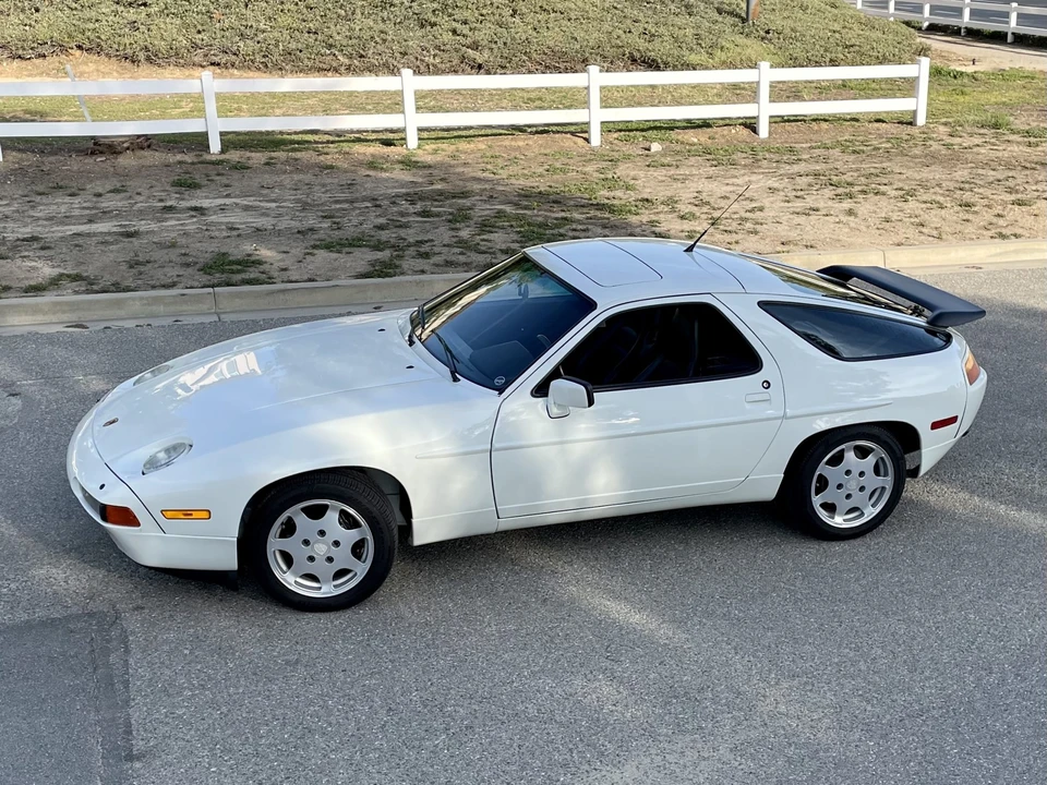 1989 Porsche 928 GT - Image 7 of 31