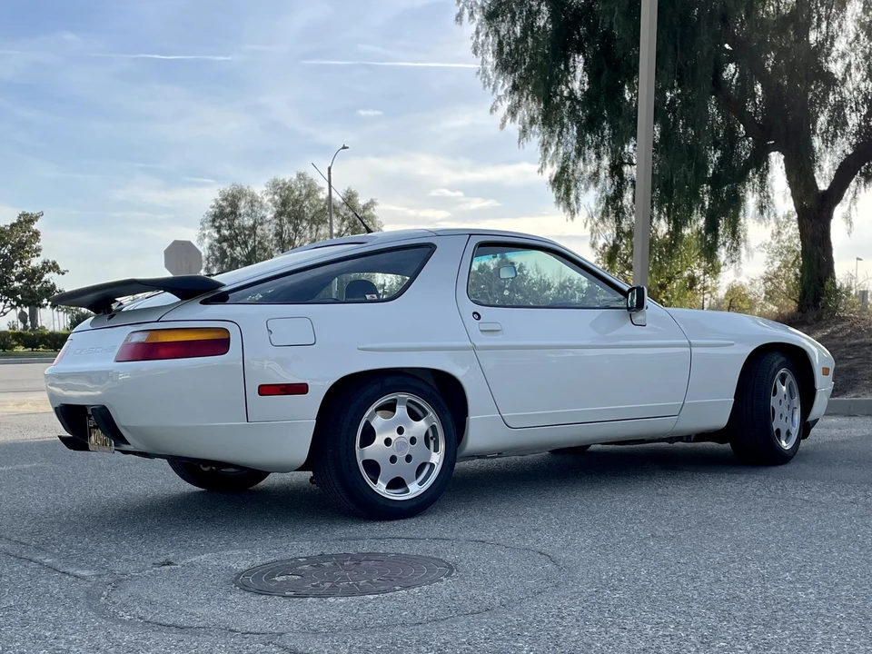 1989 Porsche 928 GT - Image 31 of 31