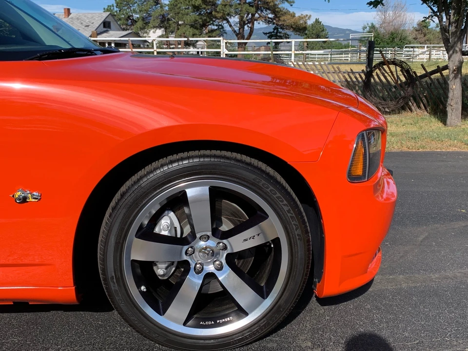 2009 Dodge Charger SRT & 392 6th Gen - Image 26 of 31