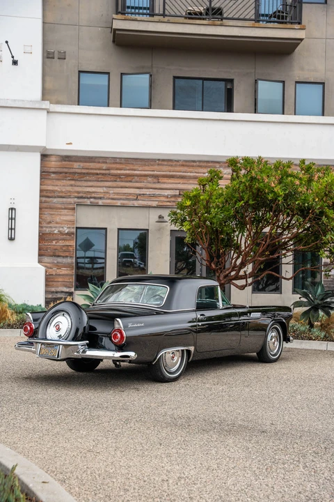 1956 Ford Thunderbird 1st Gen - Image 28 of 31