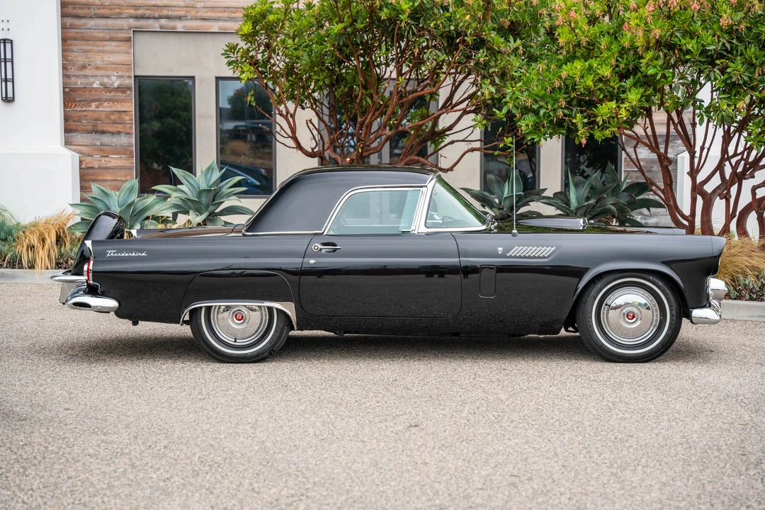 1956 Ford Thunderbird 1st Gen - Image 21 of 31