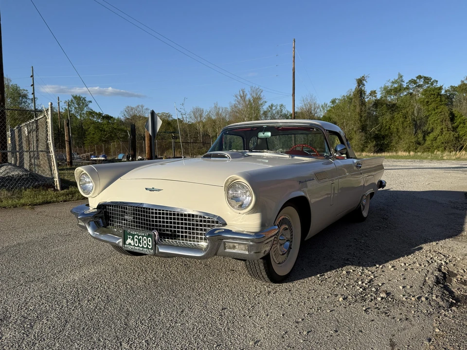 1957 Ford Thunderbird 1st Gen - Image 4 of 31