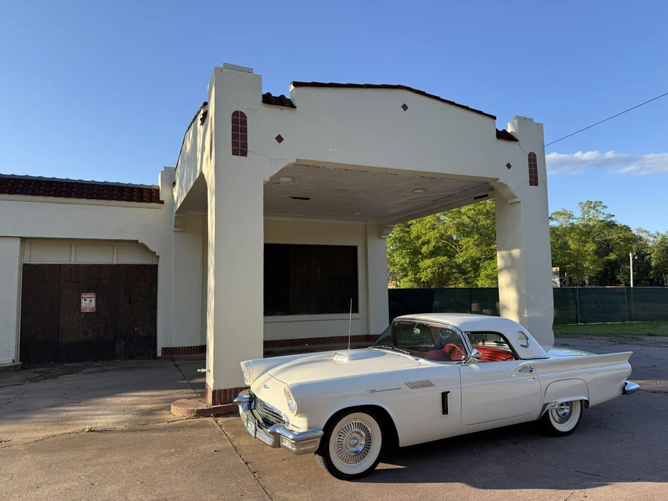 1957 Ford Thunderbird 1st Gen - Image 8 of 31