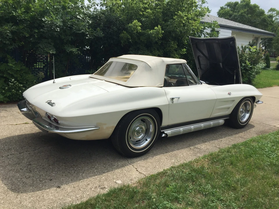 1963 Chevrolet Corvette C2 - Image 25 of 31