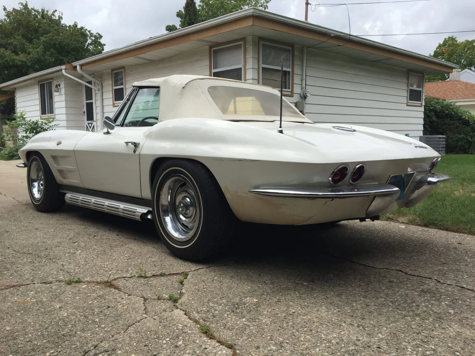 1963 Chevrolet Corvette C2 - Image 9 of 31