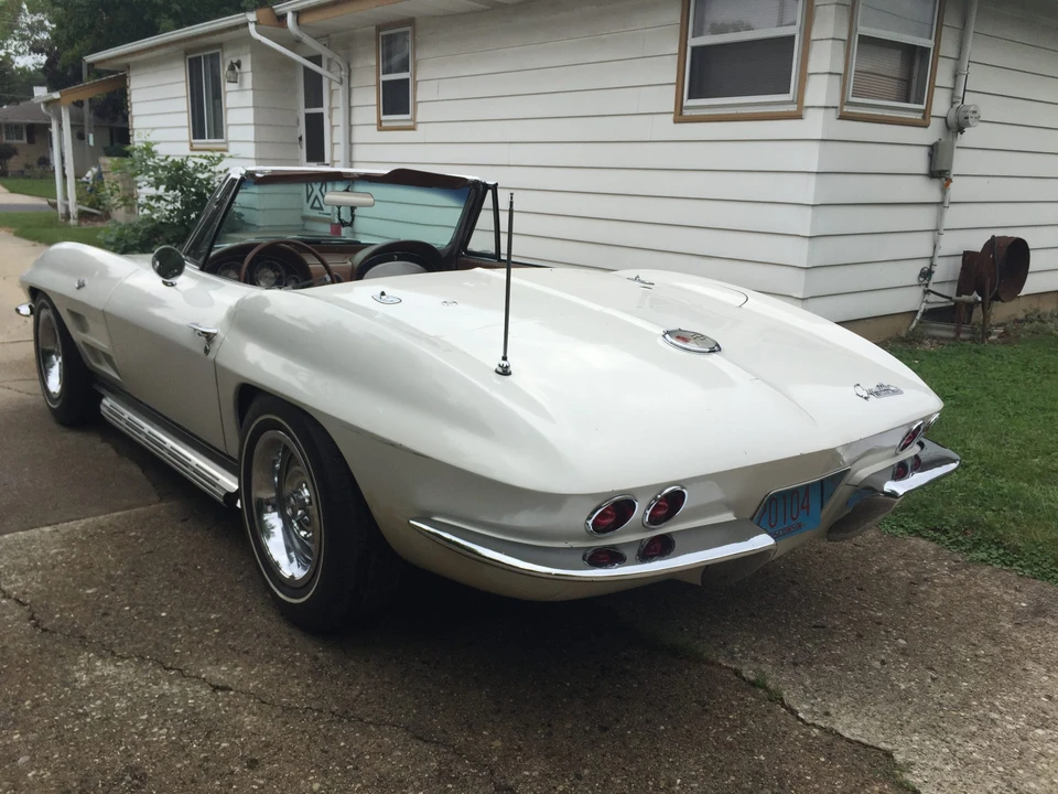 1963 Chevrolet Corvette C2 - Image 10 of 31