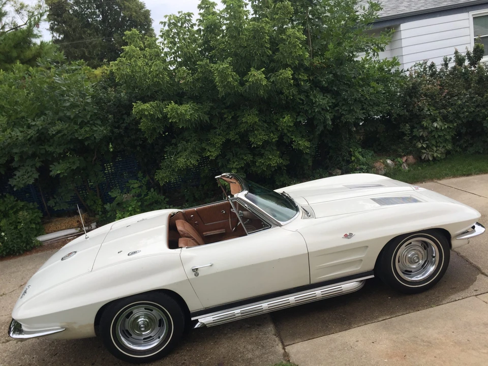 1963 Chevrolet Corvette C2 - Image 28 of 31