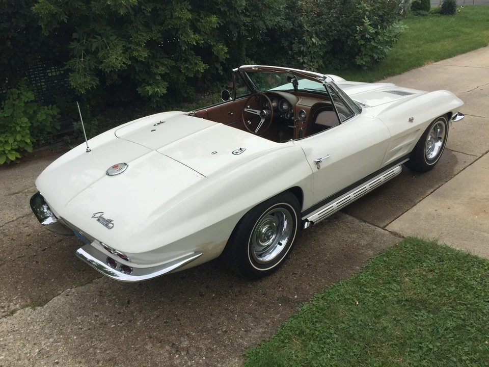 1963 Chevrolet Corvette C2 - Image 19 of 31