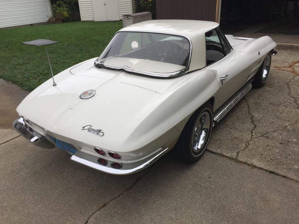 1963 Chevrolet Corvette C2 - Image 23 of 31