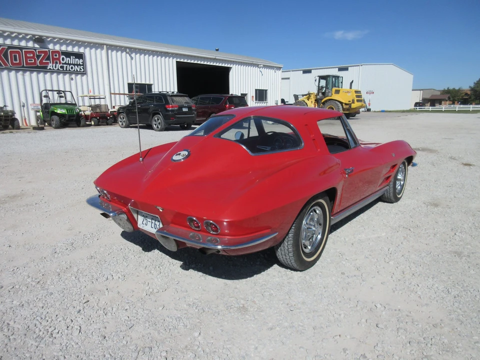 1963 Chevrolet Corvette C2 - Image 7 of 31