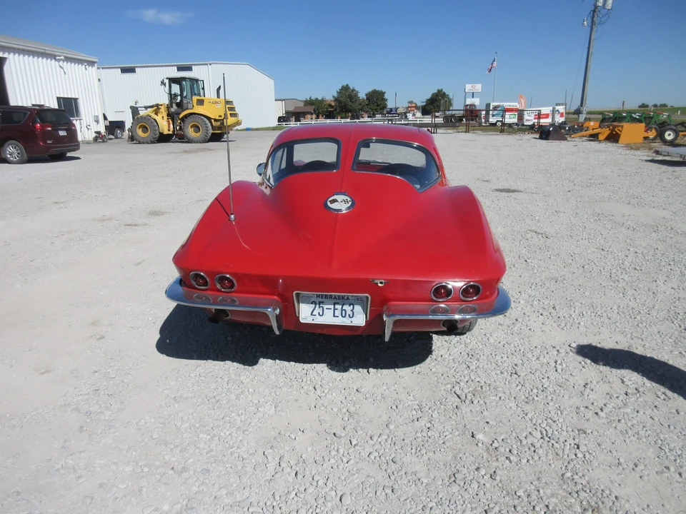 1963 Chevrolet Corvette C2 - Image 8 of 31