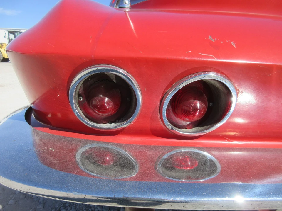 1963 Chevrolet Corvette C2 - Image 18 of 31