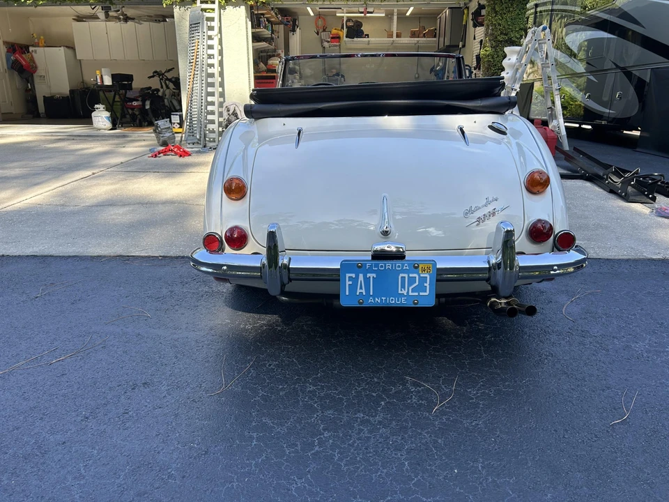 1967 Austin-Healey 3000 Mark III - Image 12 of 31