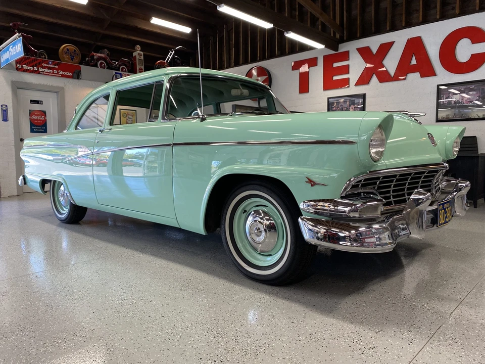 1956 Ford Customline - Image 30 of 31