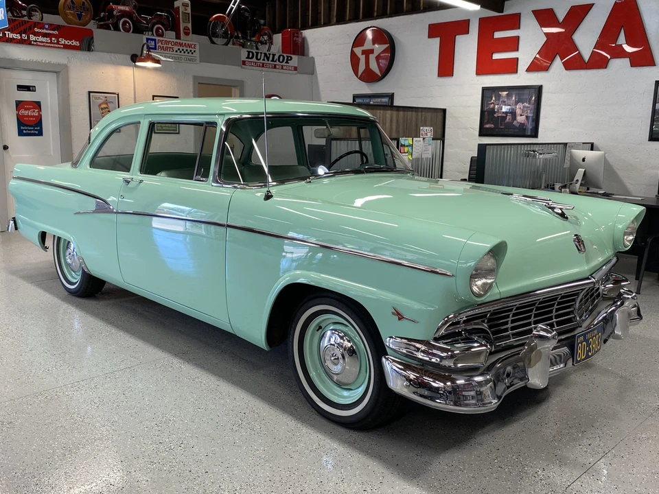 1956 Ford Customline - Image 29 of 31