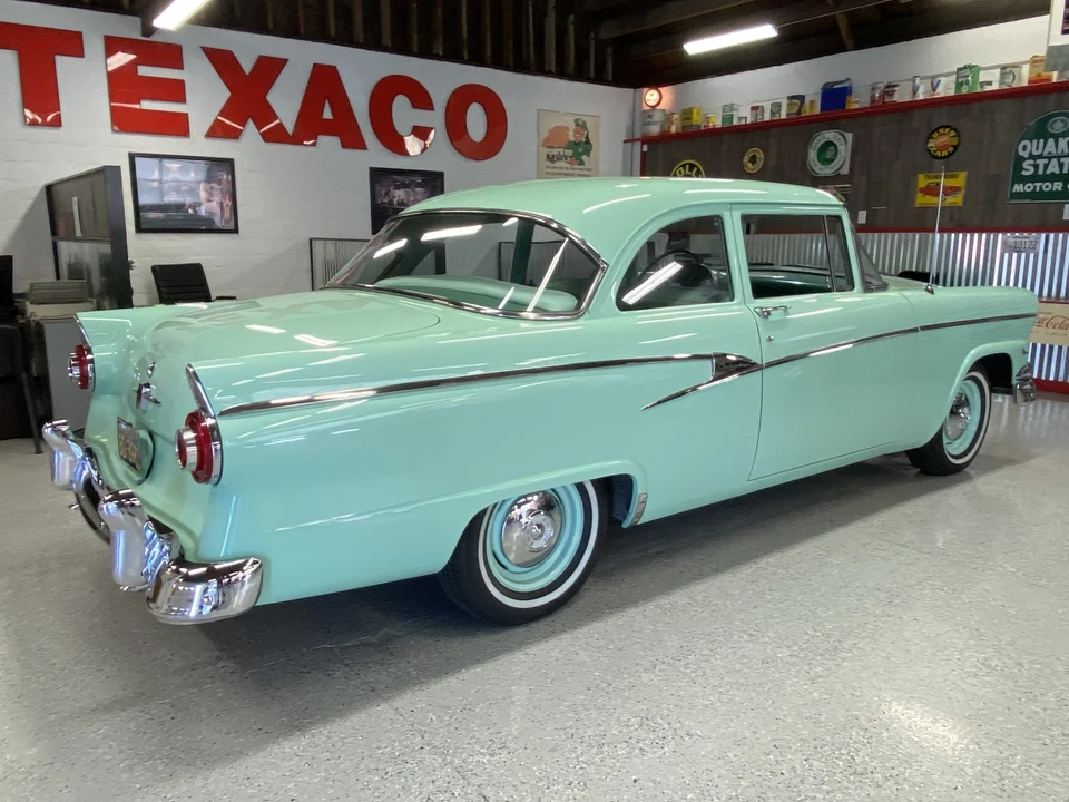 1956 Ford Customline - Image 22 of 31