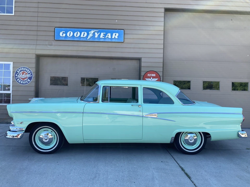 1956 Ford Customline - Image 10 of 31