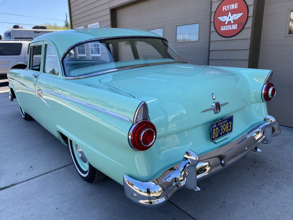 1956 Ford Customline - Image 16 of 31