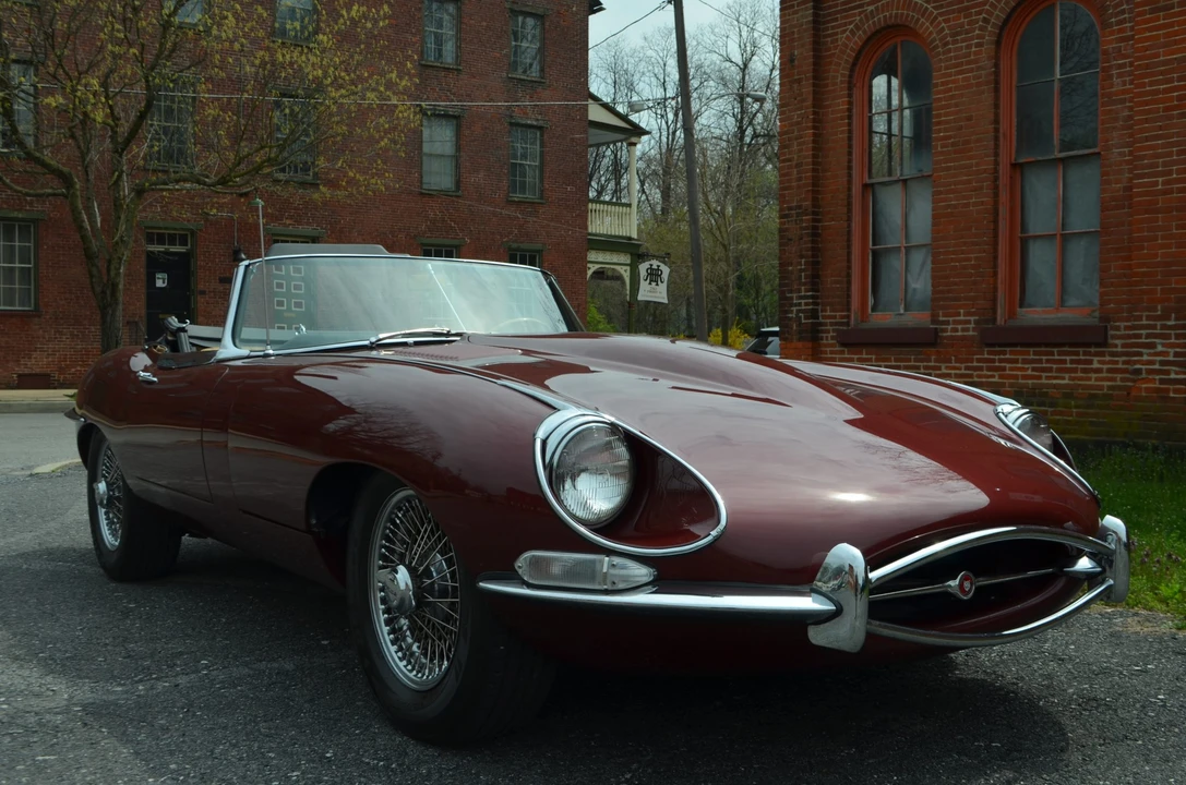 1967 Jaguar E-Type Series 1 - Image 28 of 31