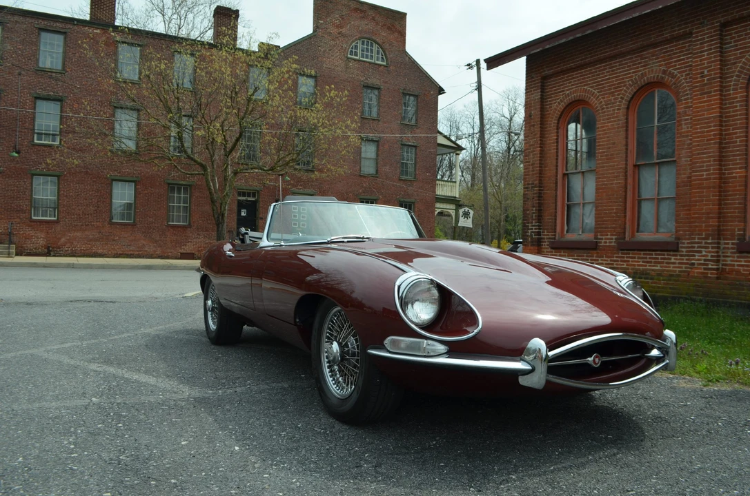1967 Jaguar E-Type Series 1 - Image 29 of 31