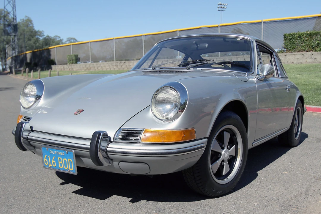 1970 Porsche 911 T F-Body LWB - Image 2 of 31