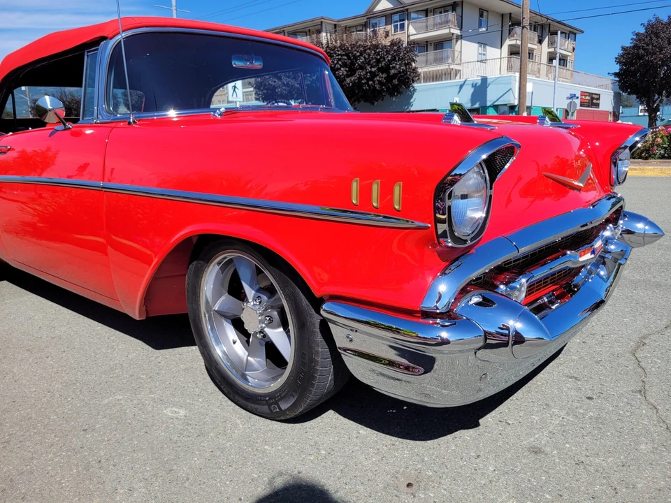 1957 Chevrolet Tri-Five Bel Air Convertible - Image 24 of 31