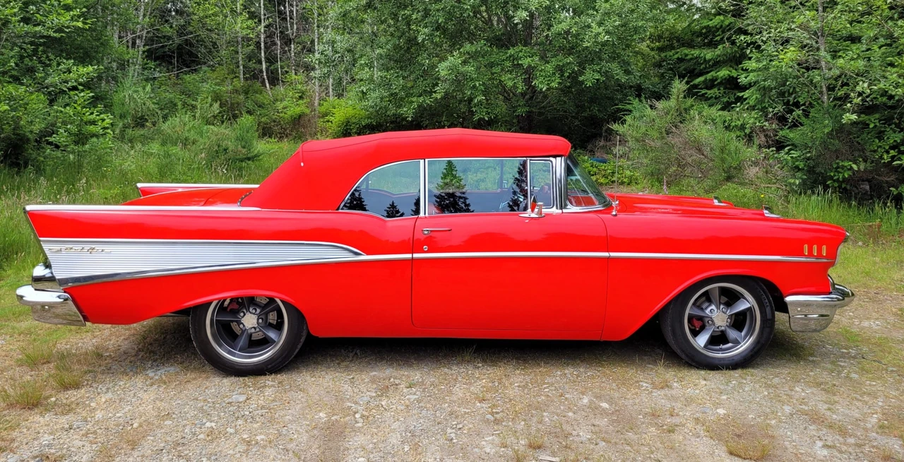 1957 Chevrolet Tri-Five Bel Air Convertible - Image 12 of 31