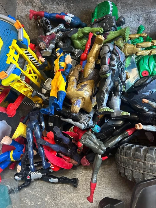 Parts & Memorabilia Scale Models - Image 9 of 10
