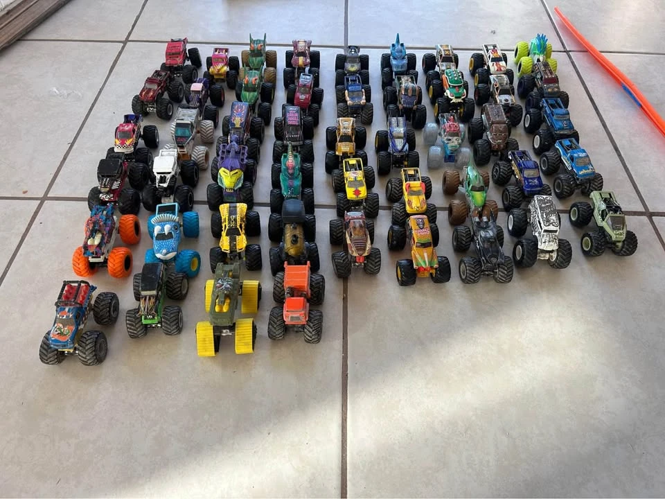 Parts & Memorabilia Scale Models - Image 6 of 10