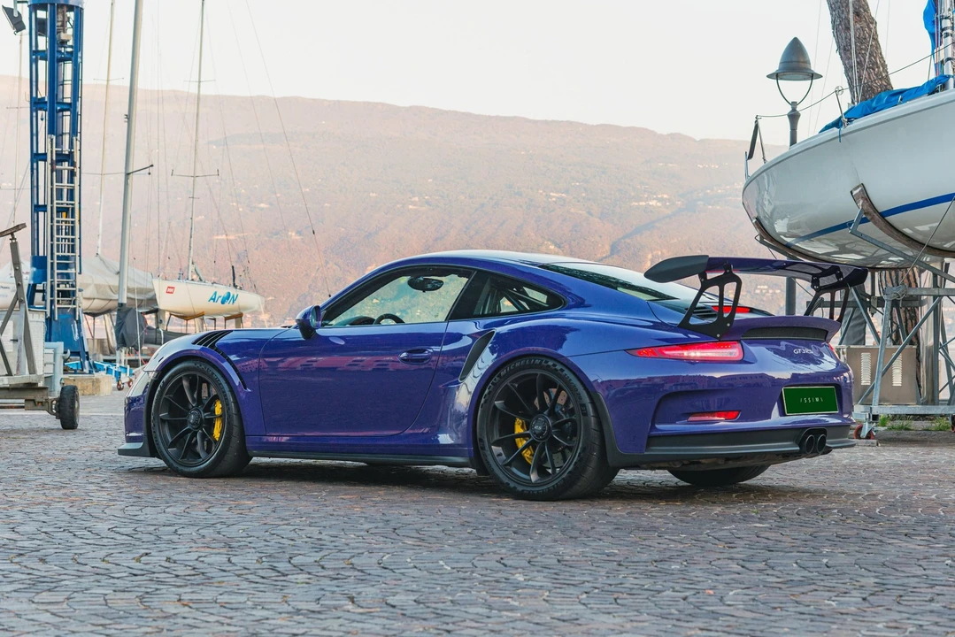 2016 Porsche 991 GT3 RS - Image 2 of 5