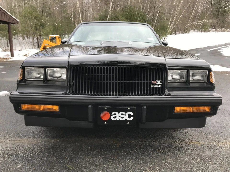 1987 Buick Grand National GNX - Image 3 of 31