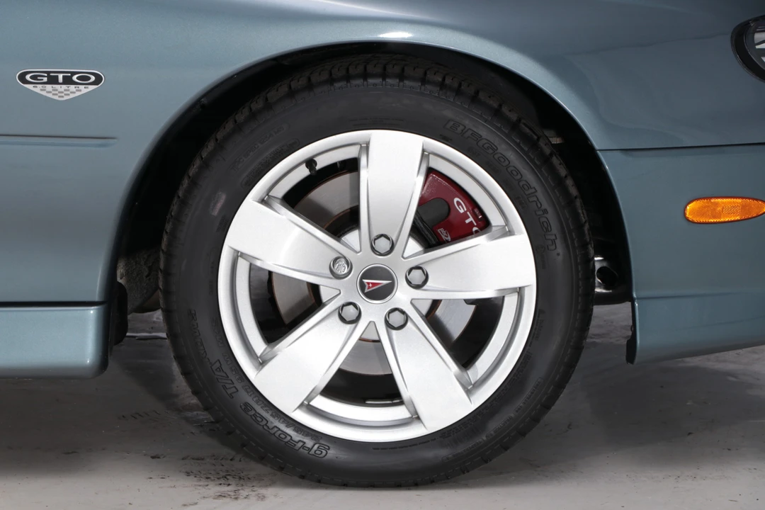 2006 Pontiac GTO 4th Gen - Image 15 of 31
