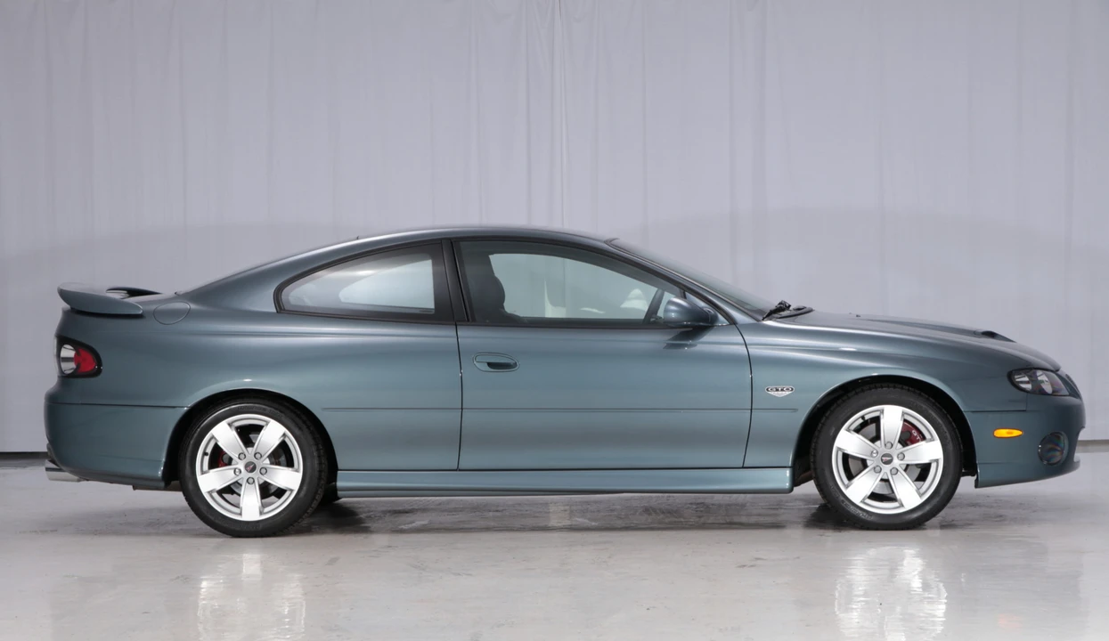 2006 Pontiac GTO 4th Gen - Image 2 of 31