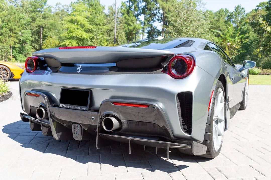 2019 Ferrari 488 Pista - Image 14 of 31