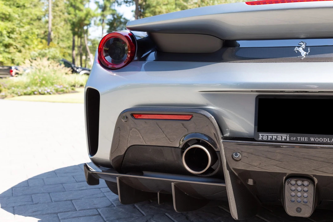 2019 Ferrari 488 Pista - Image 25 of 31