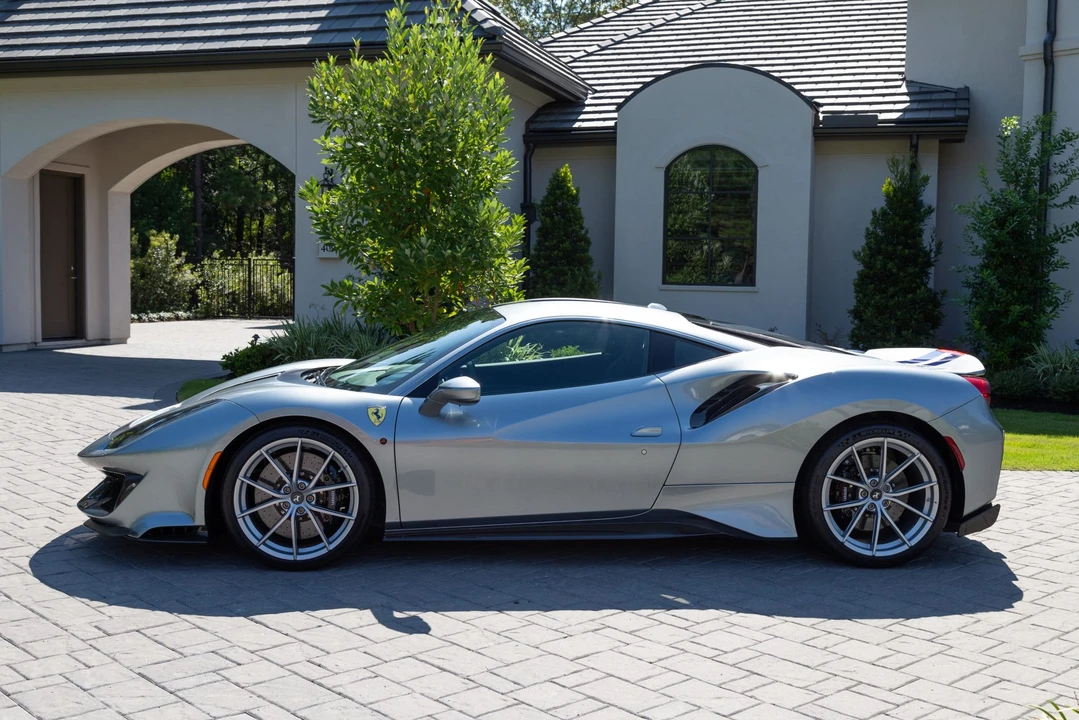 2019 Ferrari 488 Pista - Image 21 of 31