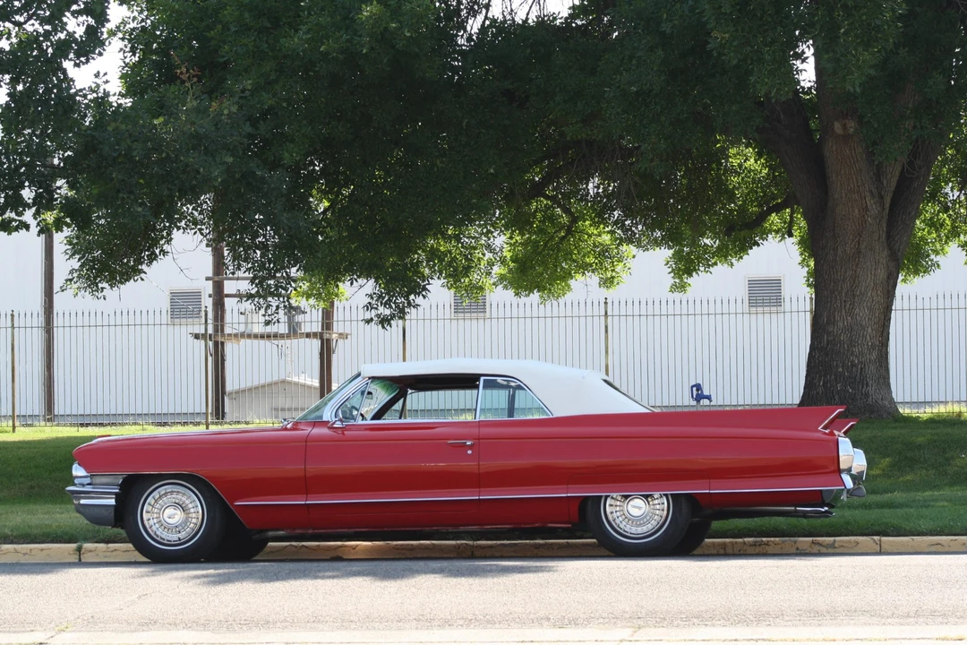 1962 Cadillac Series 62 6th Gen - Image 5 of 31