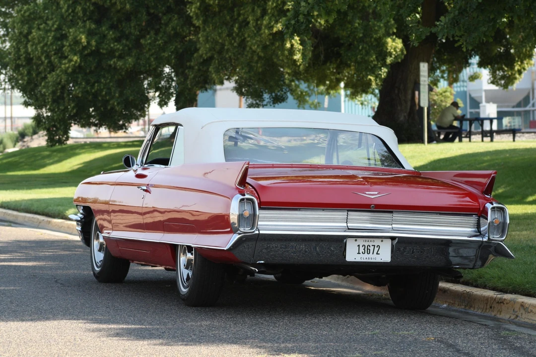 1962 Cadillac Series 62 6th Gen - Image 8 of 31