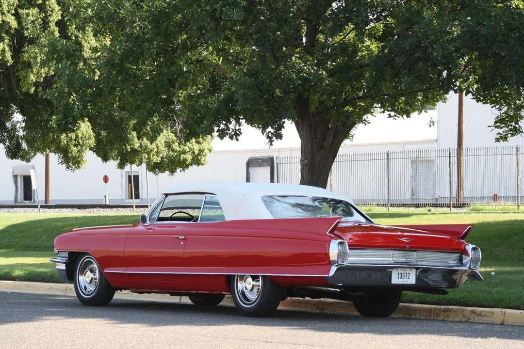 1962 Cadillac Series 62 6th Gen - Image 7 of 31