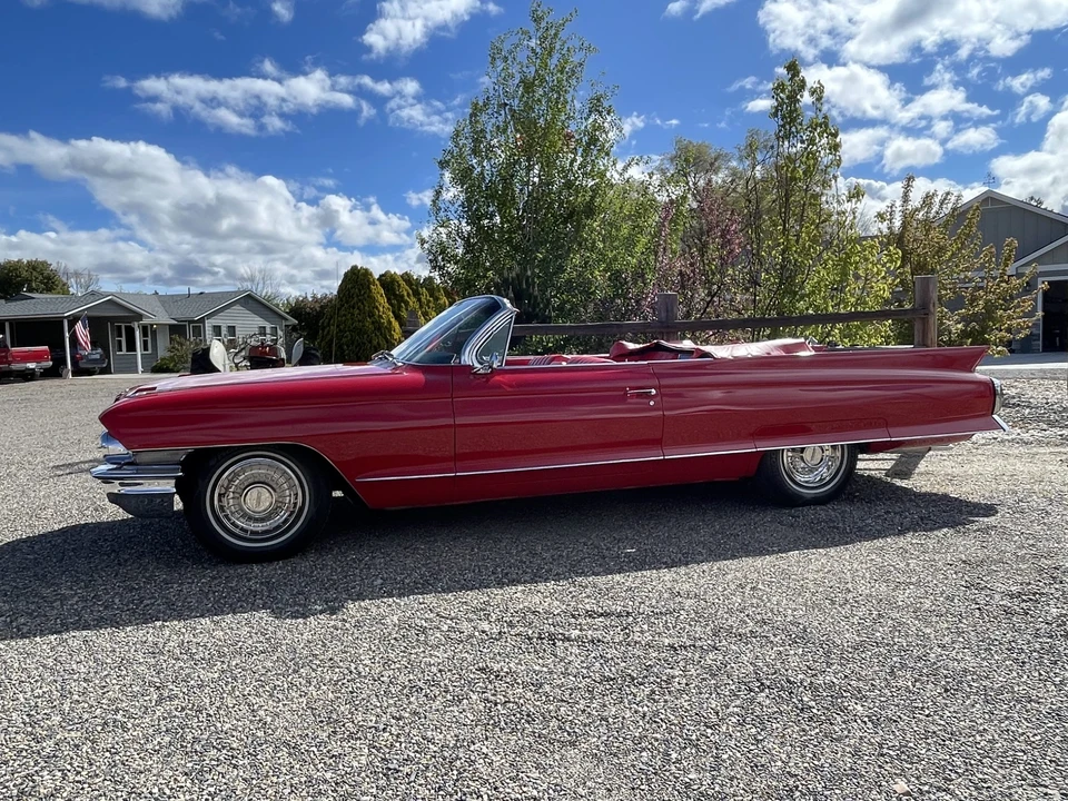 1962 Cadillac Series 62 6th Gen - Image 18 of 31