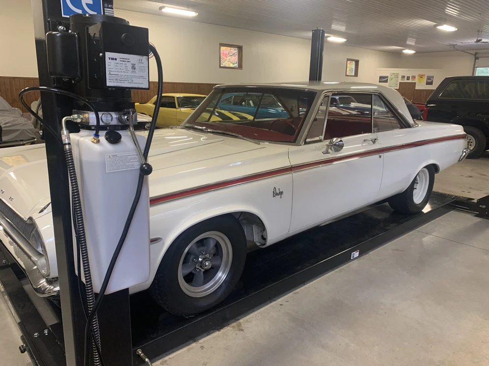 1964 Dodge 330 & 440 & 880 - Image 14 of 31