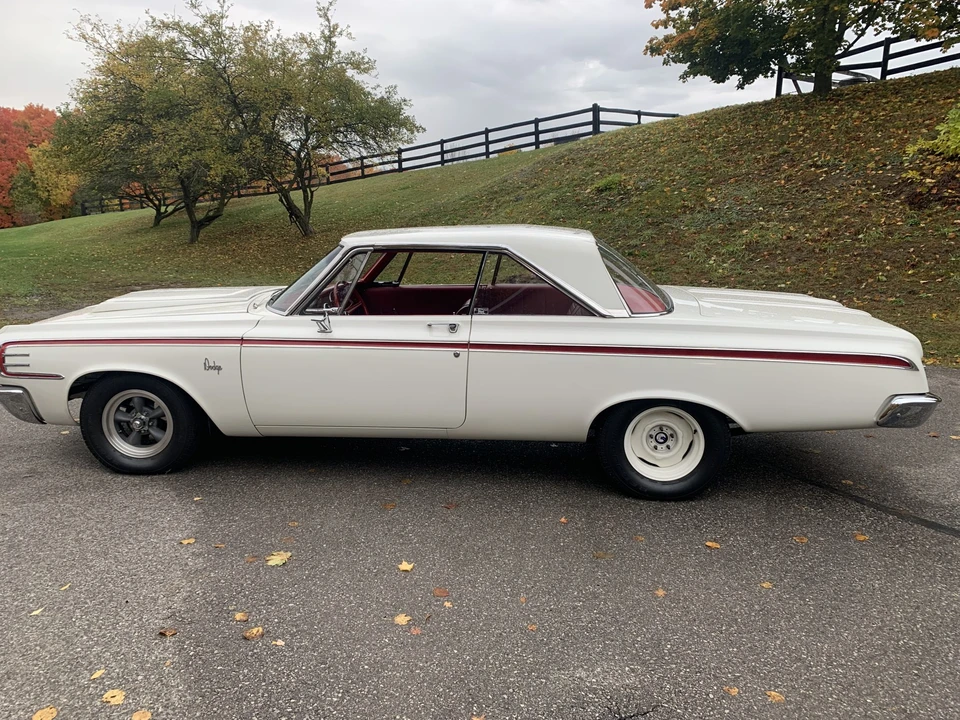 1964 Dodge 330 & 440 & 880 - Image 2 of 31