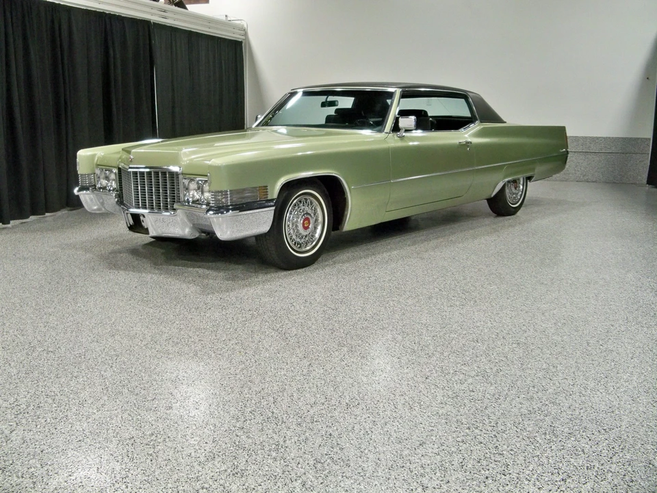 1970 Cadillac DeVille 3rd Gen - Image 3 of 31