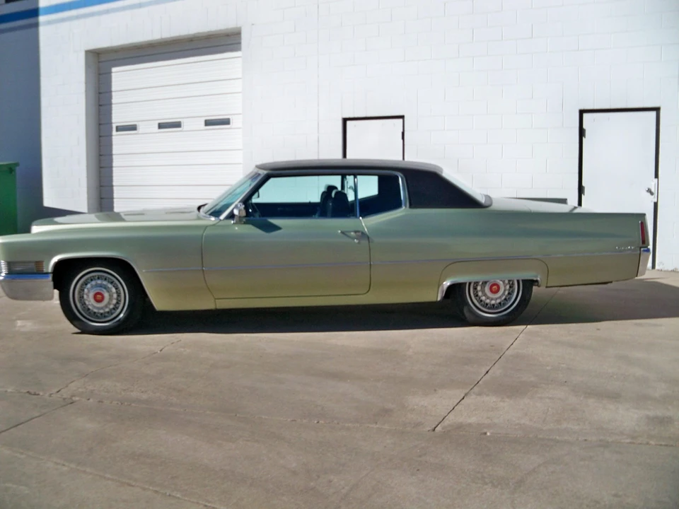 1970 Cadillac DeVille 3rd Gen - Image 13 of 31