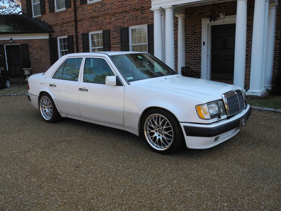 1993 Mercedes-Benz W124 E-Class - Image 16 of 31